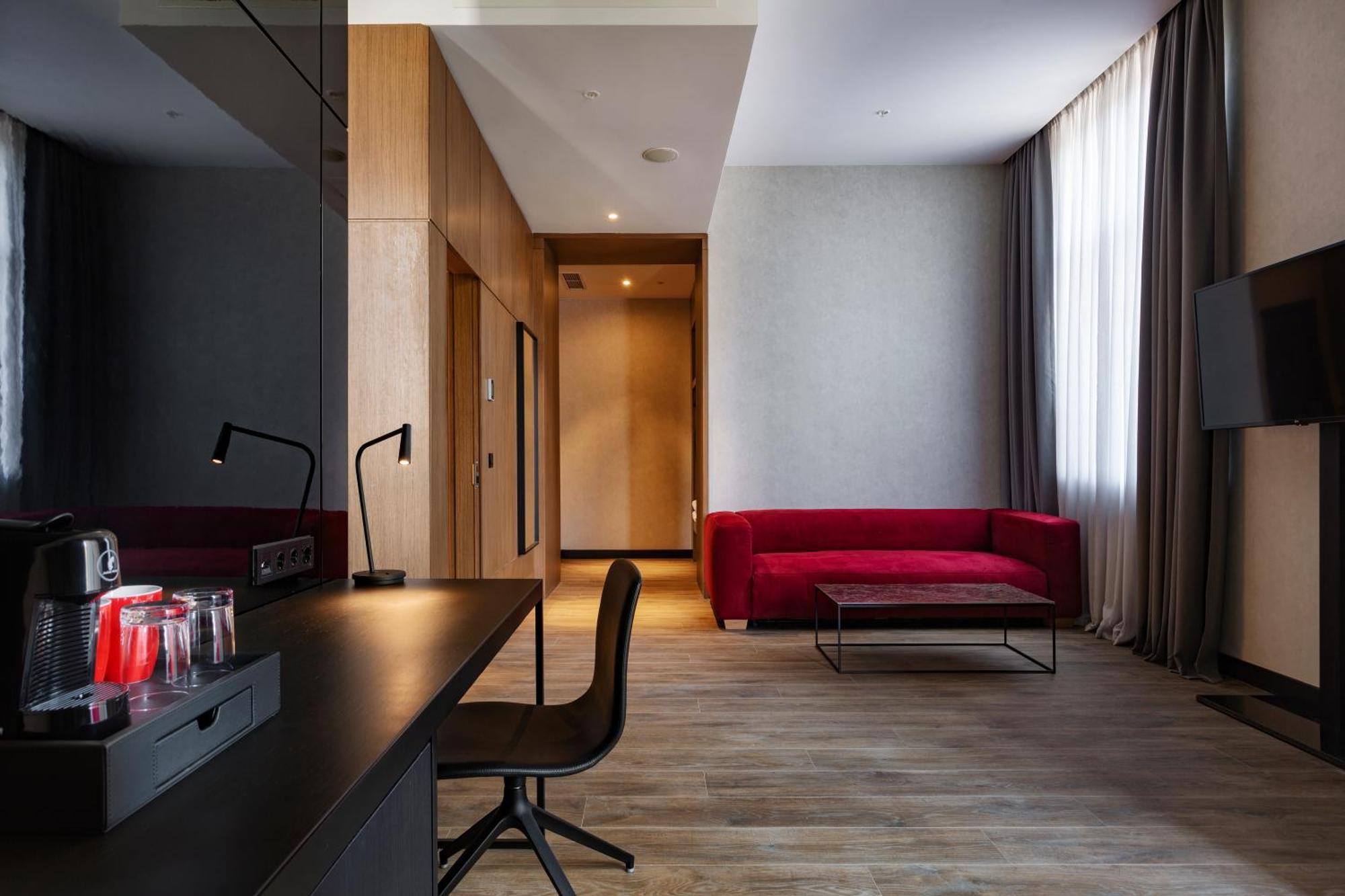 Radisson Red Tbilisi Hotel Ruang foto