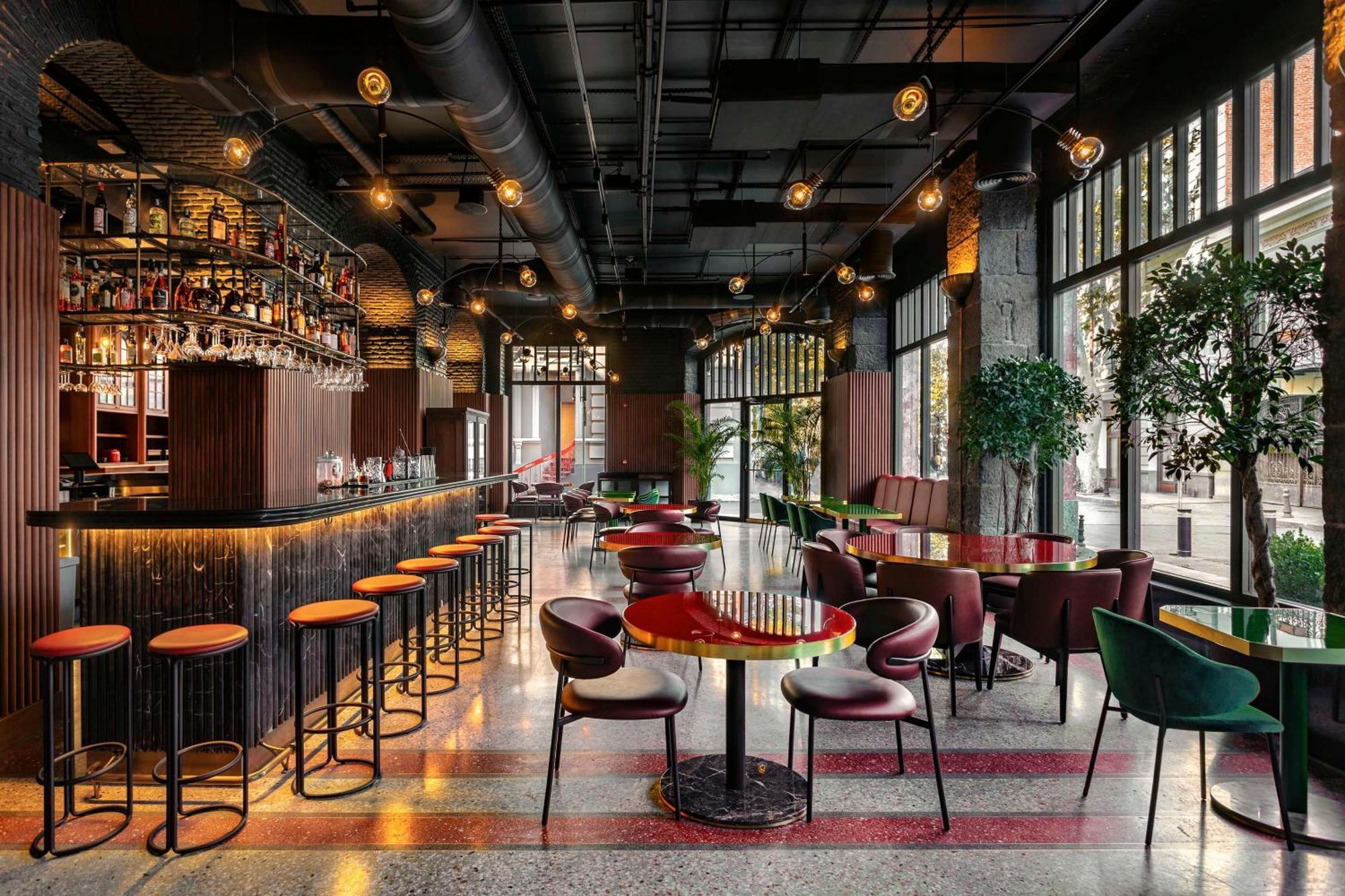 Radisson Red Tbilisi Hotel Bagian luar foto