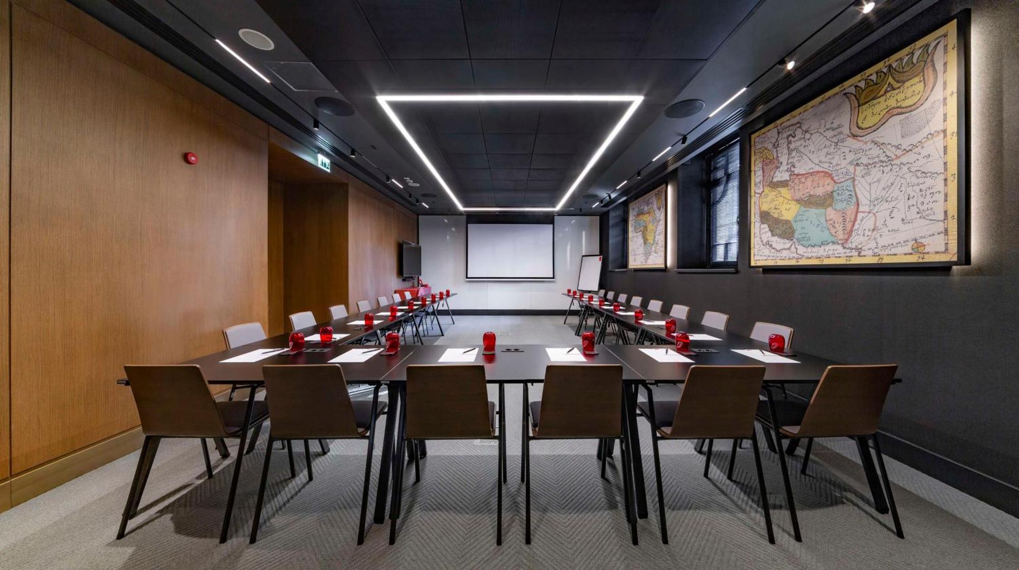 Radisson Red Tbilisi Hotel Bagian luar foto