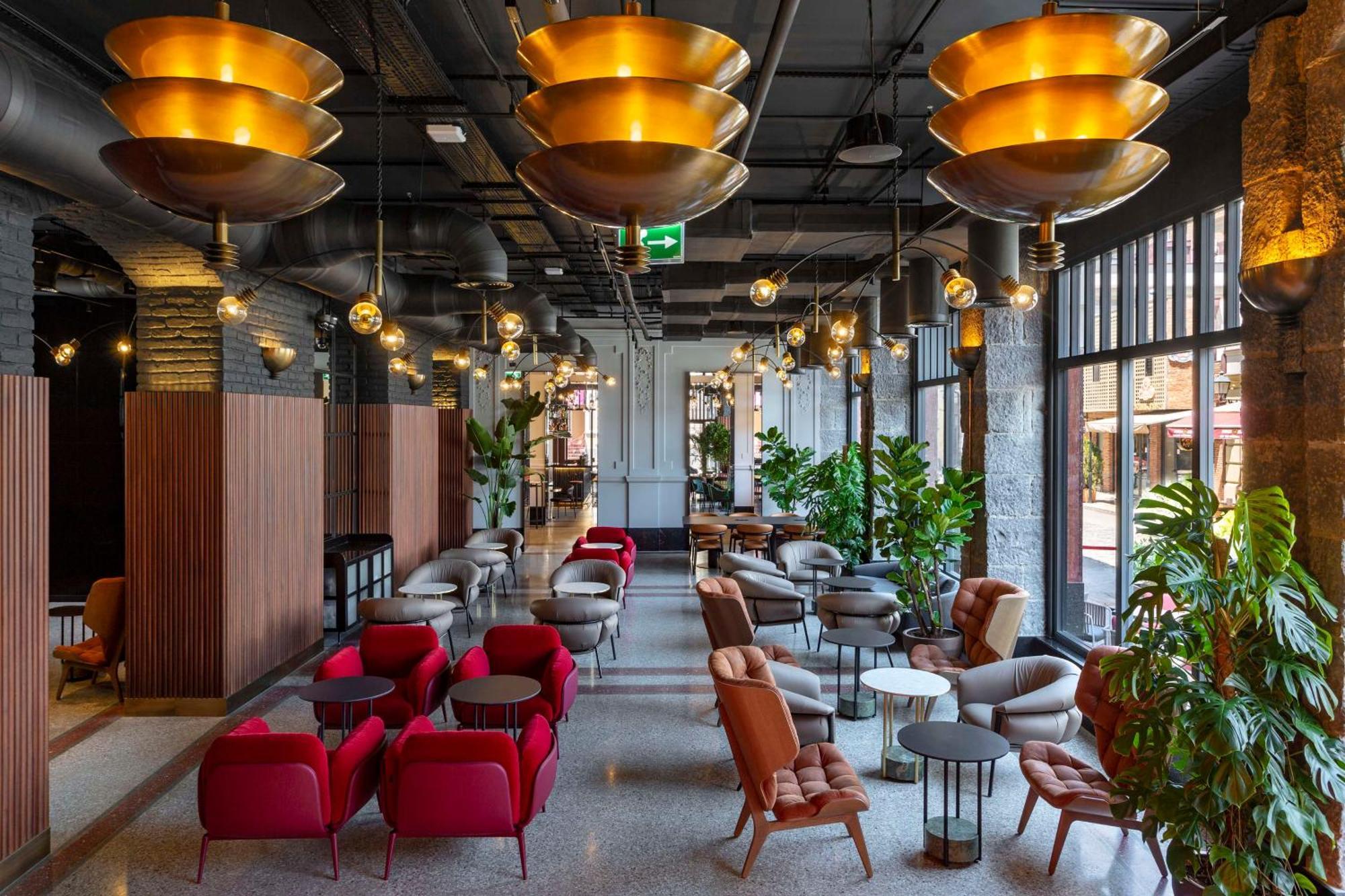 Radisson Red Tbilisi Hotel Bagian luar foto